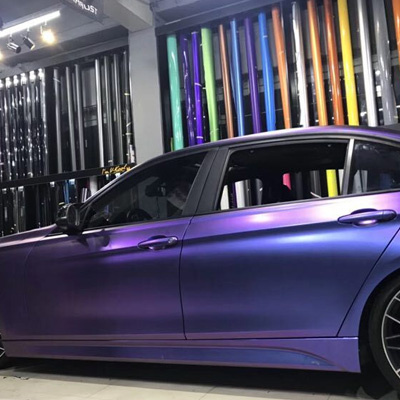 成都新能源车身改色施工细节：全程无尘车间操作，避免膜面留气泡影响美观